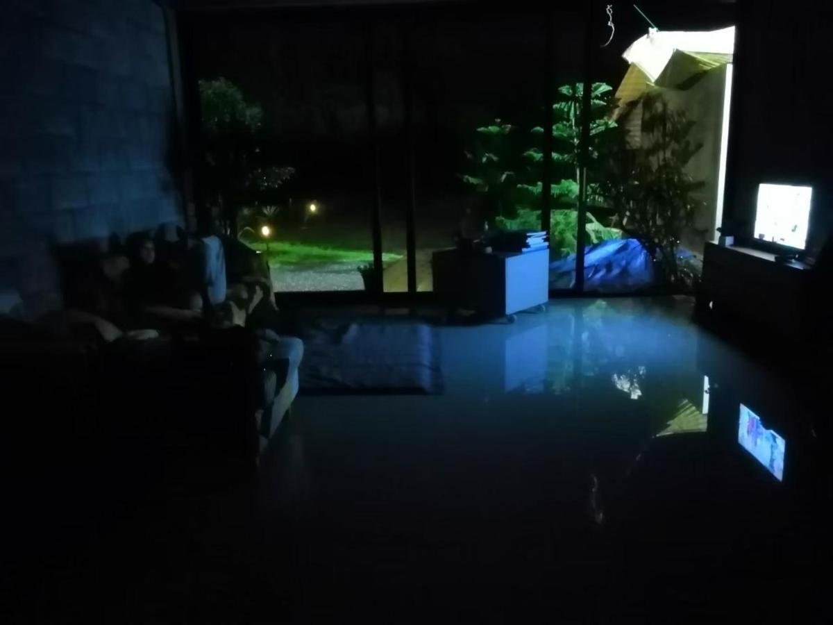 Appartamento The Box Promkiri Nakhon Si Thammarat Esterno foto